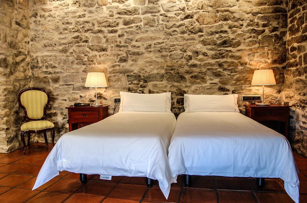 Hotel Rural Nobles De Navarra Áibar Exterior foto